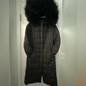 Calvin Klein Woman’s Long hooded puffer jacket, faux fur lined hood